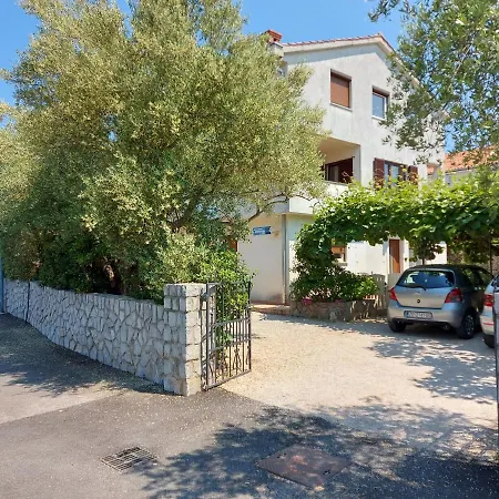 Bolonic Apartment *
